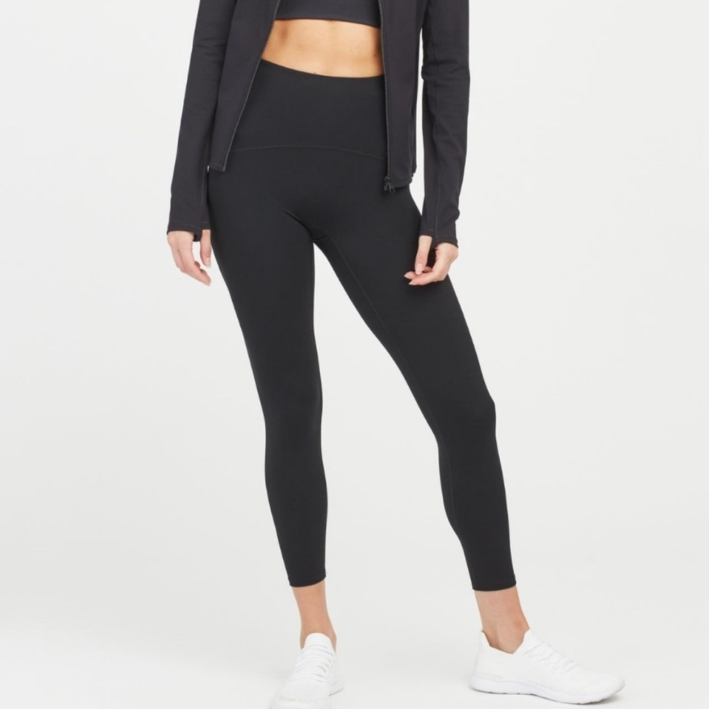 NEW SPANX BOOTY BOOST LEGGINGS